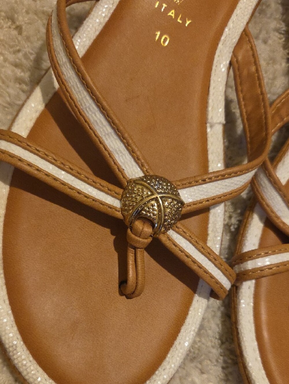 Italian Shoemakers Brown and White Leather Slide Sandals with Gold Medallion - Picture 3 of 7